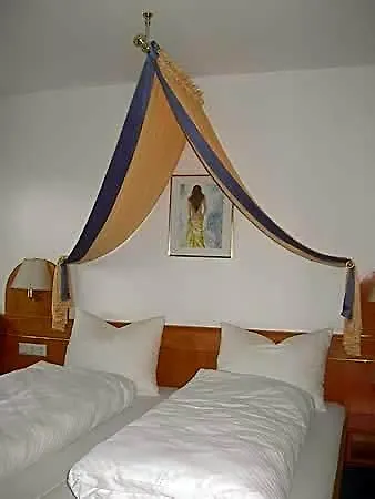 Hotel Daun 3*